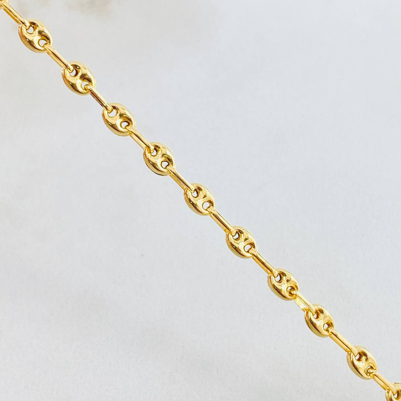 Cadena GC 5.55gr / 17 3/4 in / Oro Amarillo 18K ©