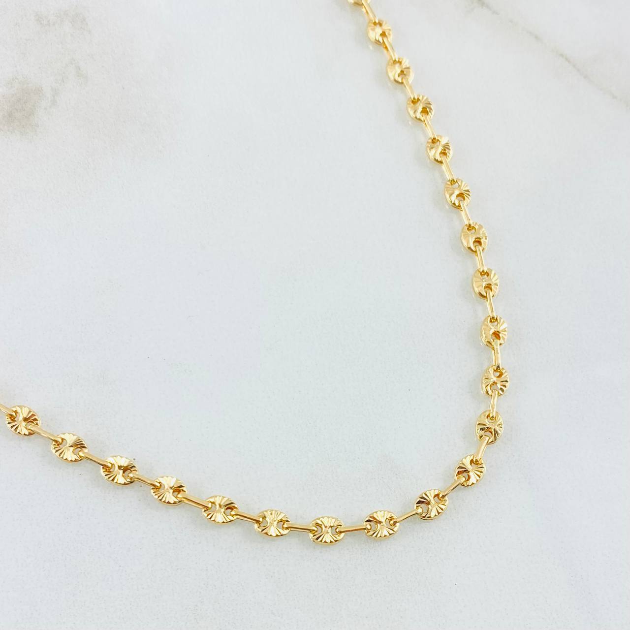 Cadena GC 5.6gr / 17 3/4 in / Oro Amarillo 18K ©