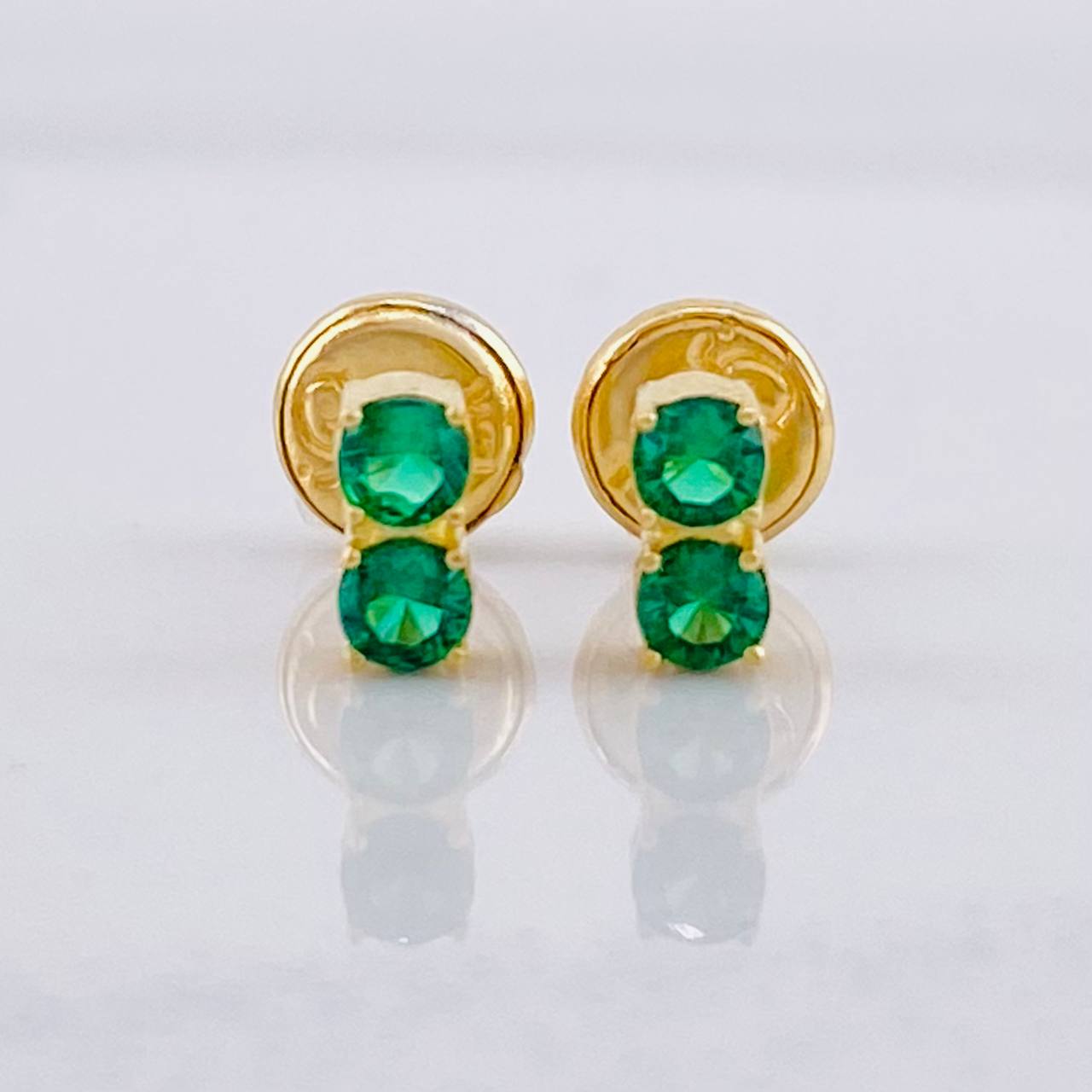 Topos Dúo Chispas 1g / in / 0.6cm Oro Amarillo 18K