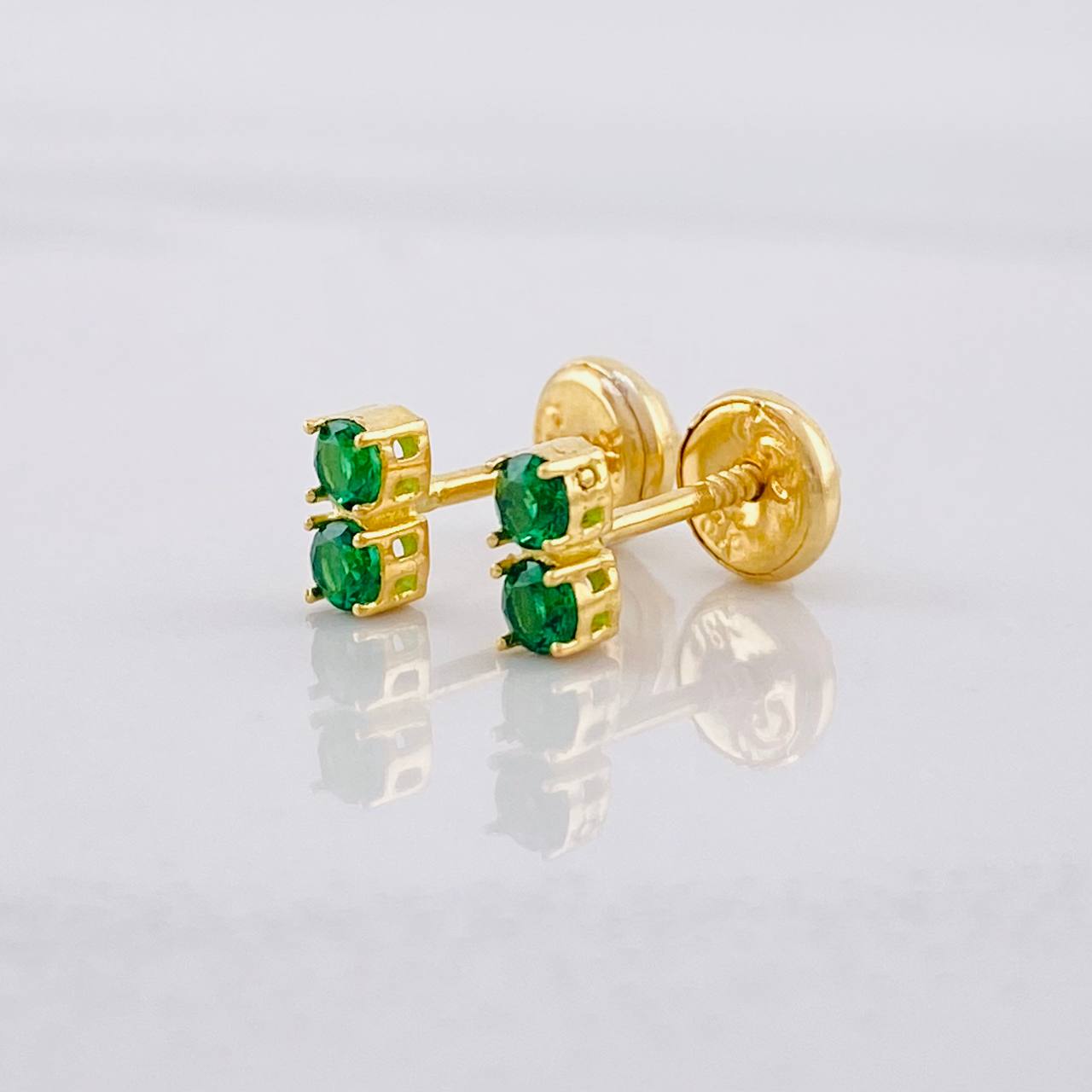Topos Dúo Chispas 0.95g / in / 0.6cm Oro Amarillo 18K