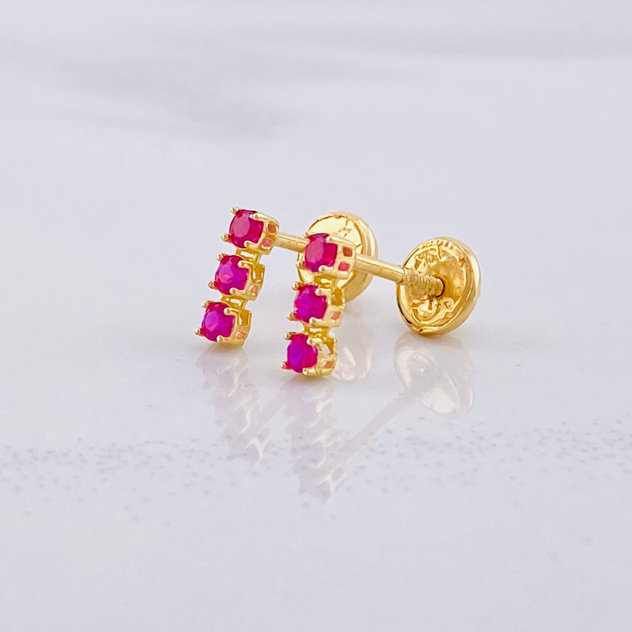 Topos Trio Chispas 0.95g / in / 0.8cm Oro Amarillo 18K