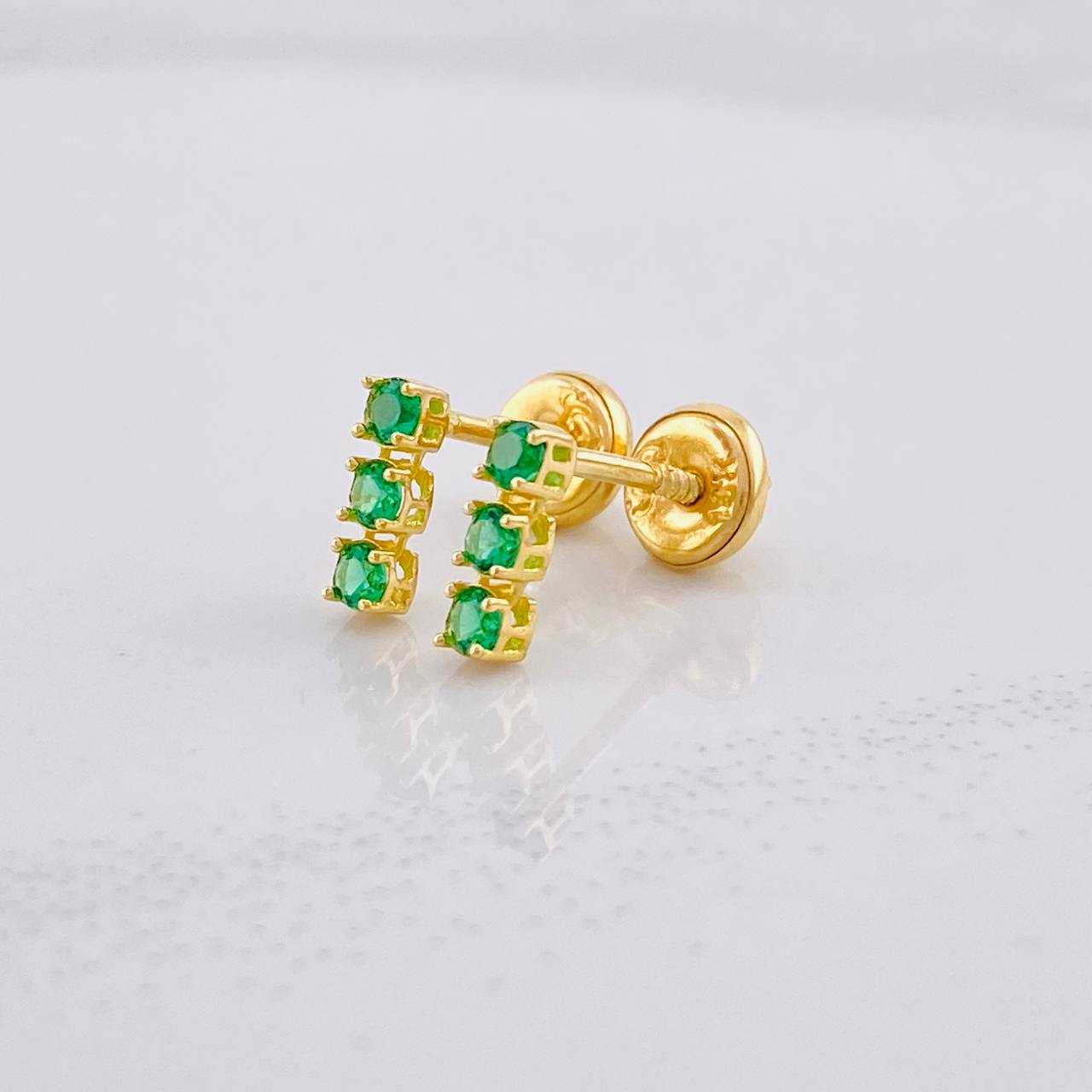 Trio Chispas Stud Earrings 0.9g / in / 0.8cm Yellow Gold 18K