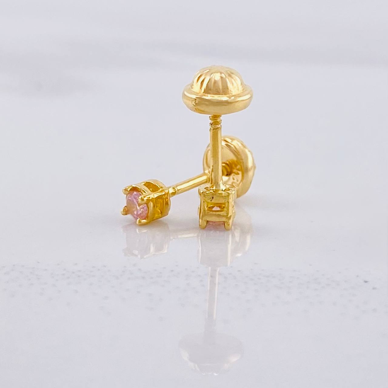 Cuatro Garras Stud Earrings 0.9g / in / 3.2mm Yellow Gold 18K