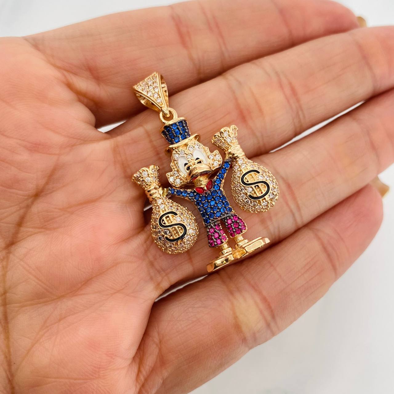 Pendant Duck Bag 9.85g / 1 1/2 in Two Golds Black Yellow 18K