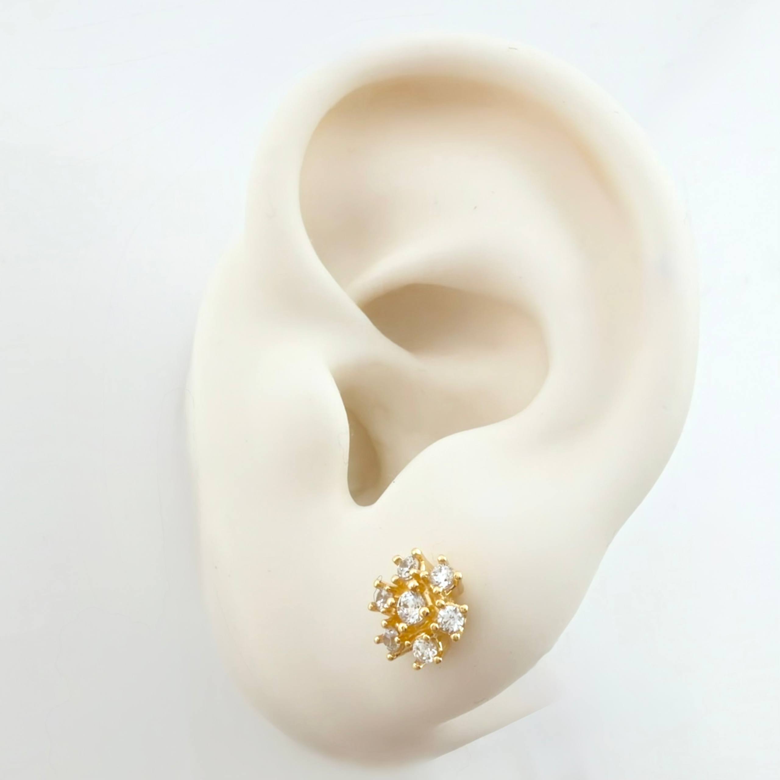 Topos Flor Invernal 2.45gr / 7mm Oro Amarillo 18K *
