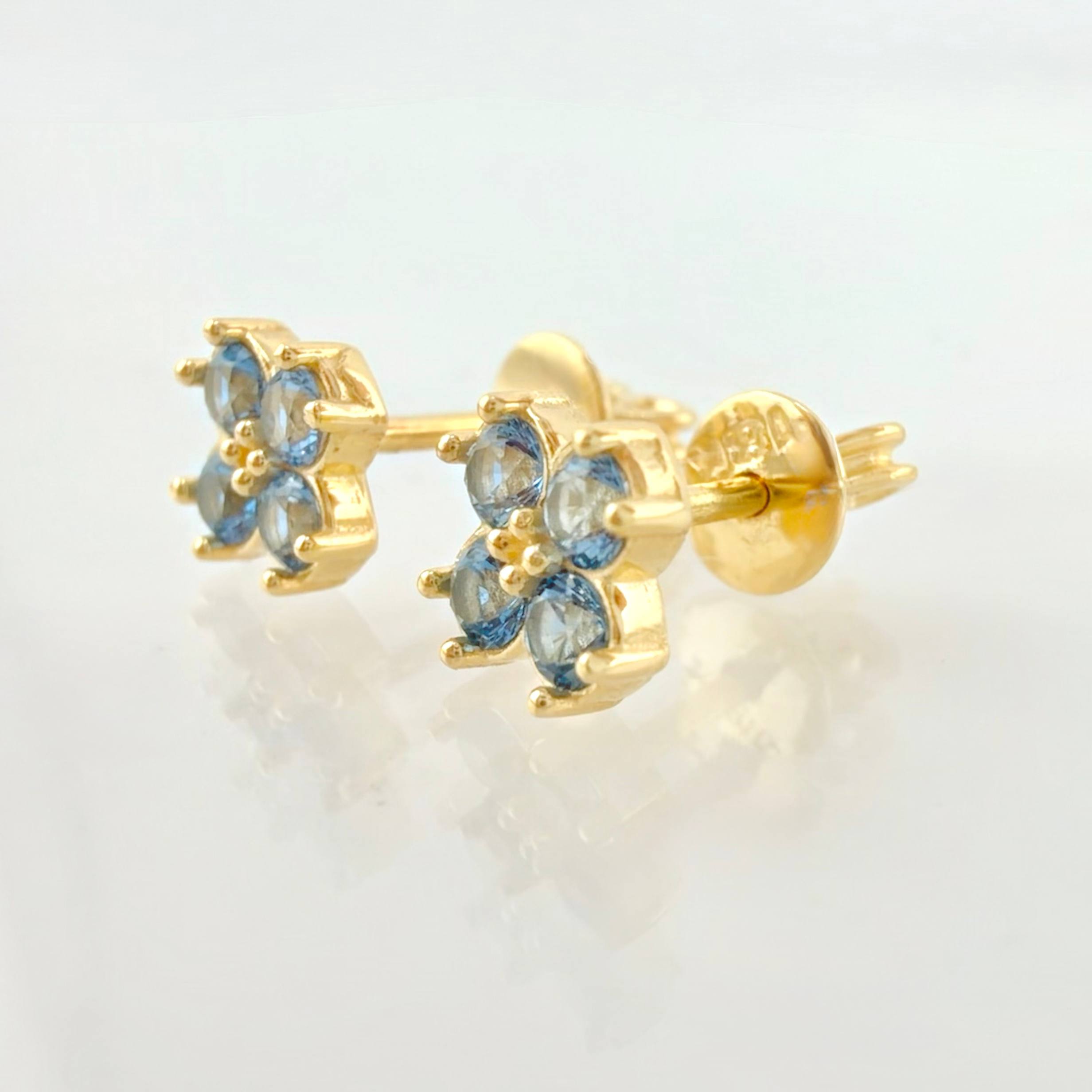 Clover Flower Stud Earrings 1.65gr / 6mm 18K Yellow Gold *