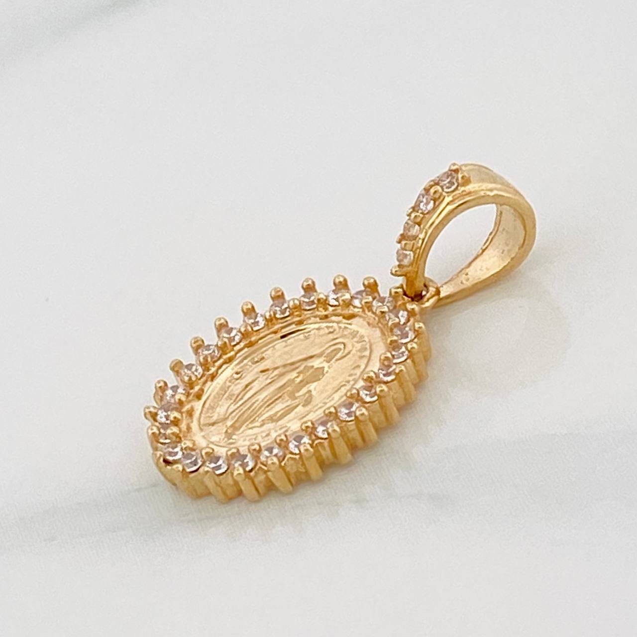 Pendant Miraculous Virgin 1.75g / 3/4 in Yellow Gold 18K