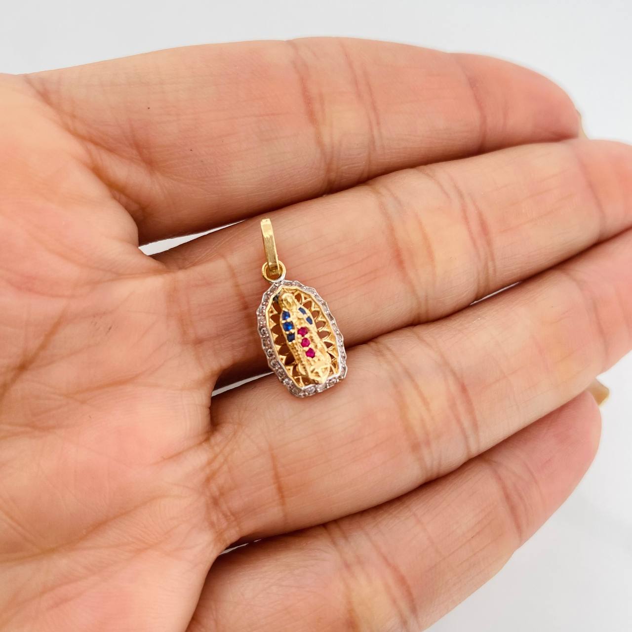 Pendant Virgin of Guadalupe 1.25g / 3/4 in Two-Tone Yellow White 18K Gold