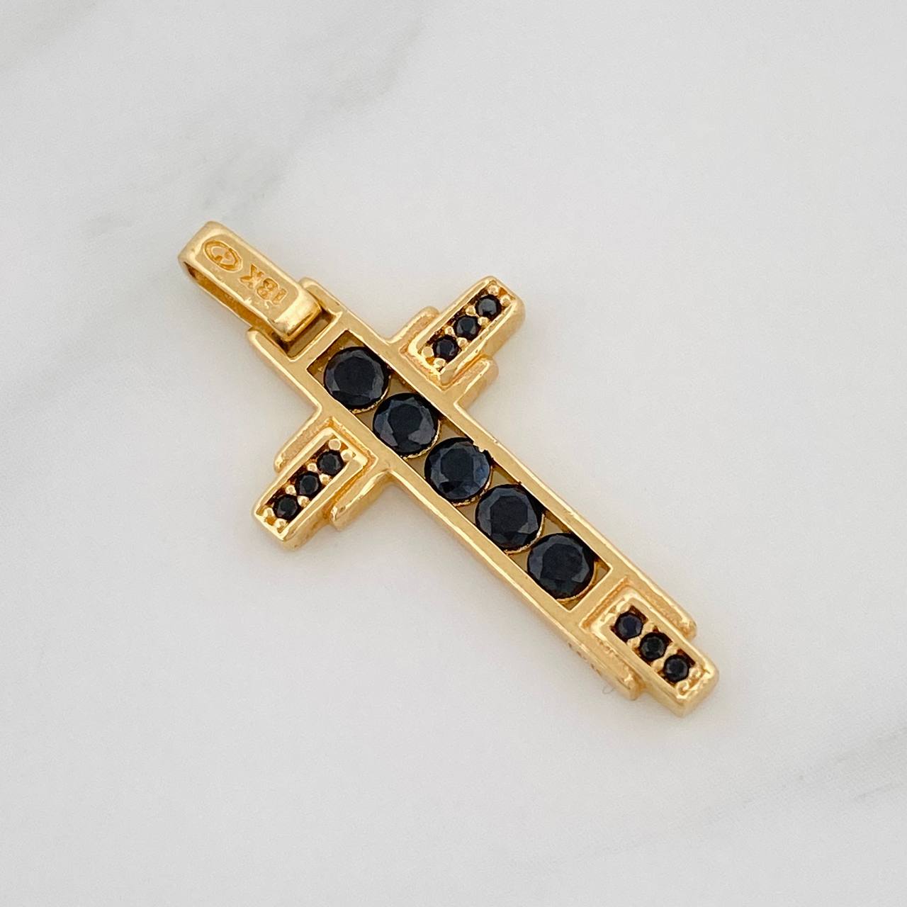 Dije Cruz 1.75g / 1 in Oro Amarillo 18K