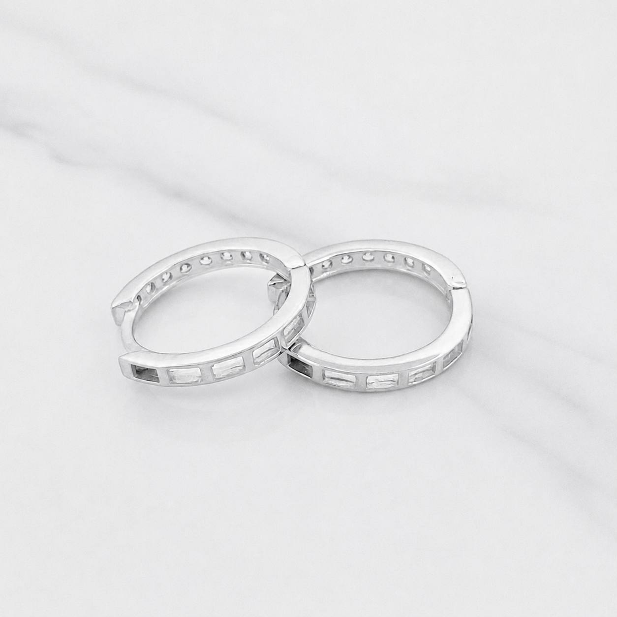 Candongas Carril 2g / 1/2 in Oro Blanco 18K