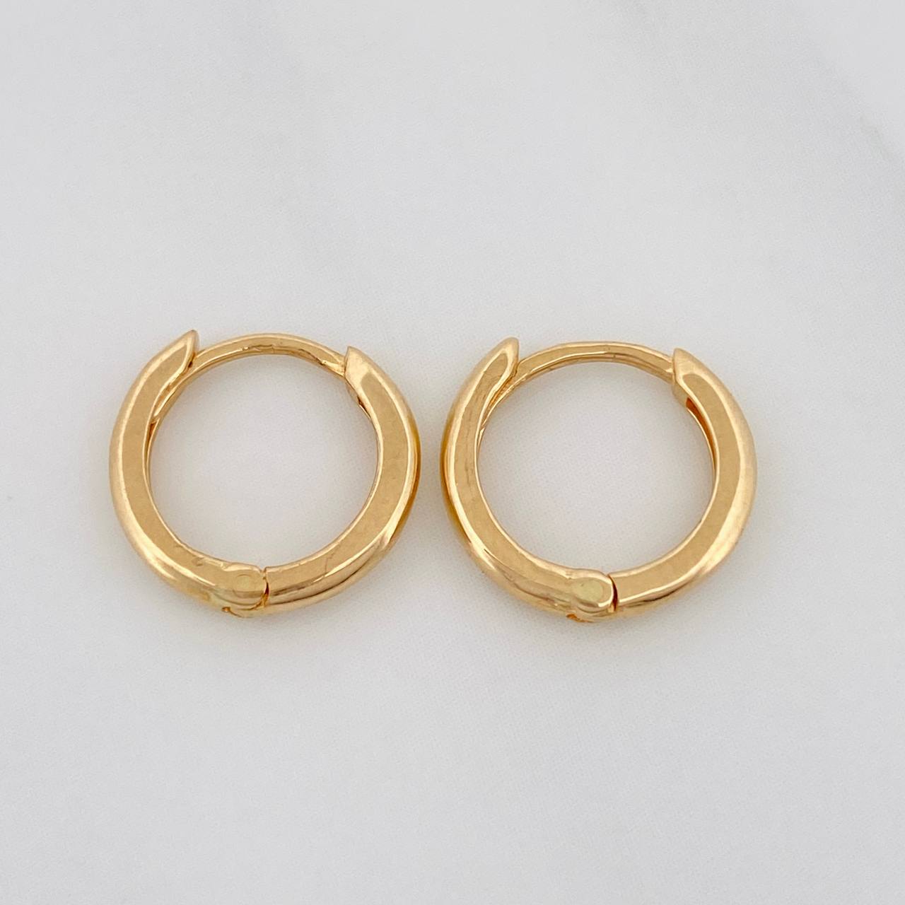 Candongas Aro Liso 1.35g / 1/2 in Oro Amarillo 18K