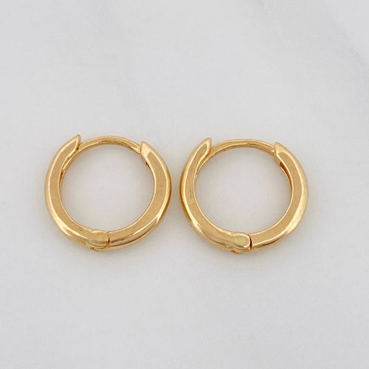 Hoop Earrings Smooth Hoop 1.35g / 1/2 in 18K Yellow Gold