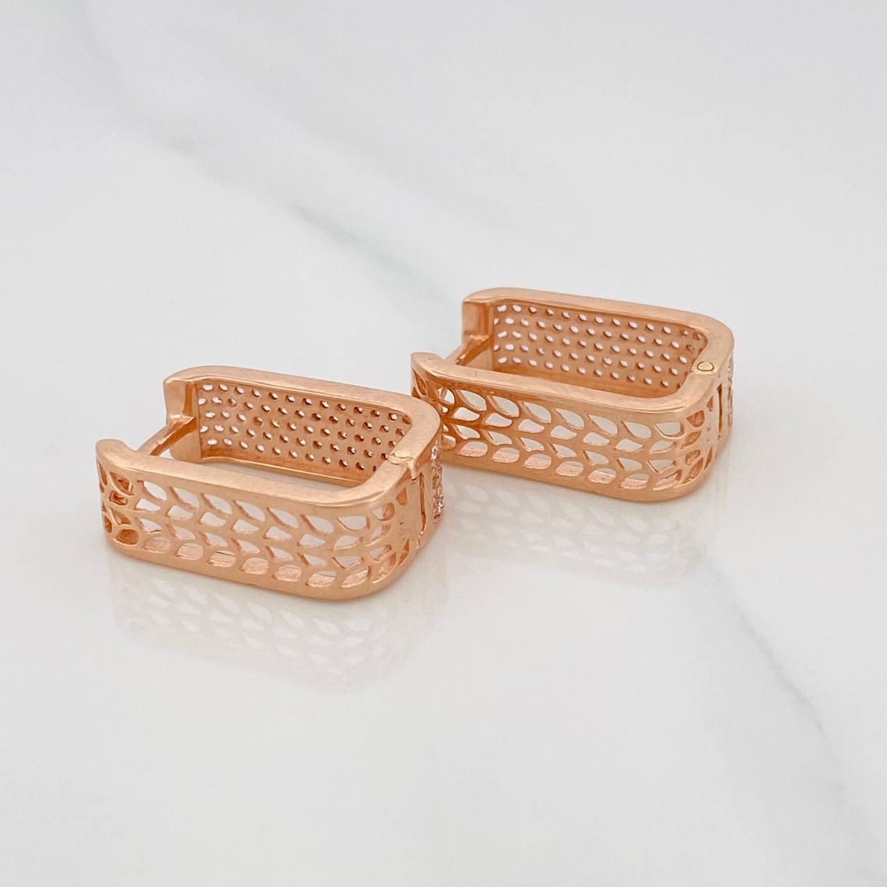 Candongas Cuadradas 7.15g / 1 in Oro Rosa 18K