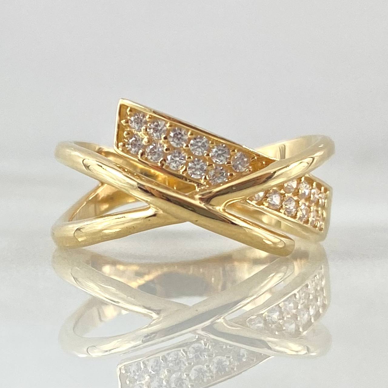 Overlapping Curve Ring 4.15gr / Size 6 / 18K Gold