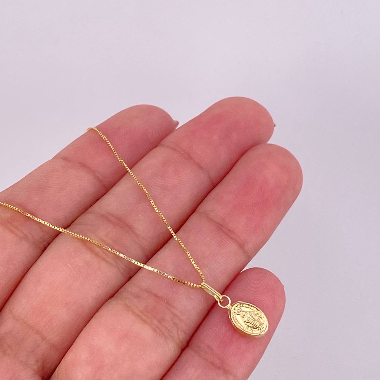 Set Cadena Veneciana + Dije Virgen Milagrosa / 1.4g / 18 in Oro Amarillo 18K