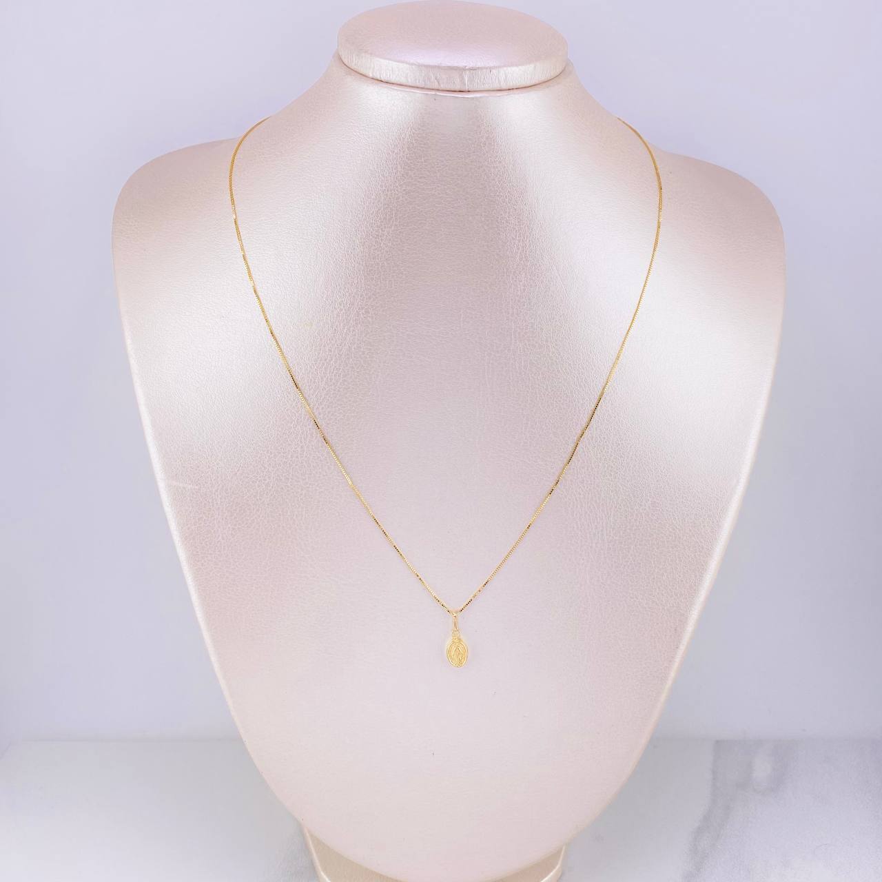 Set Cadena Veneciana + Dije Virgen Milagrosa / 1.4g / 18 in Oro Amarillo 18K