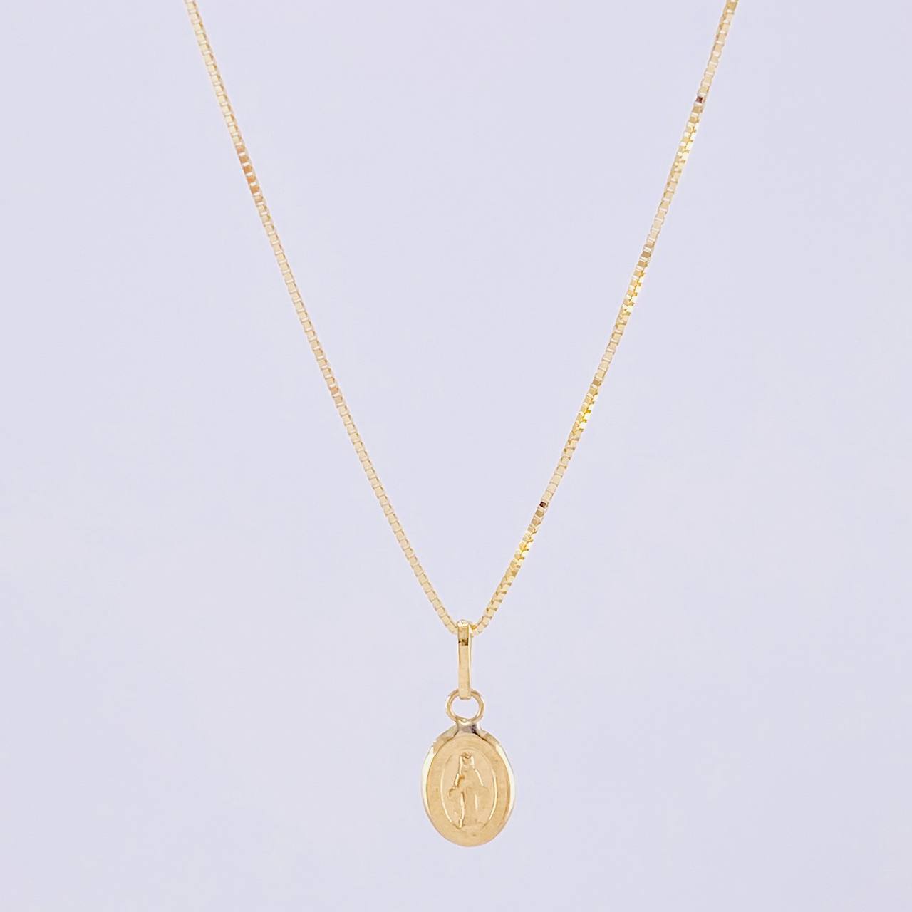 Set Cadena Veneciana + Dije Virgen Milagrosa / 1.35g / 18 in Oro Amarillo 18K