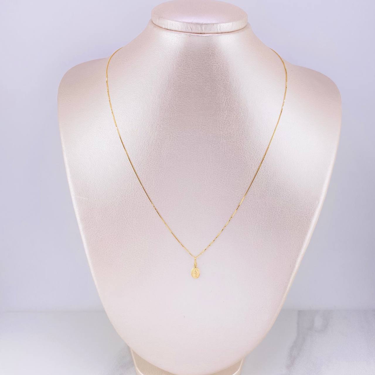 Set Cadena Veneciana + Dije Virgen Milagrosa / 1.3g / 18 in Oro Amarillo 18K