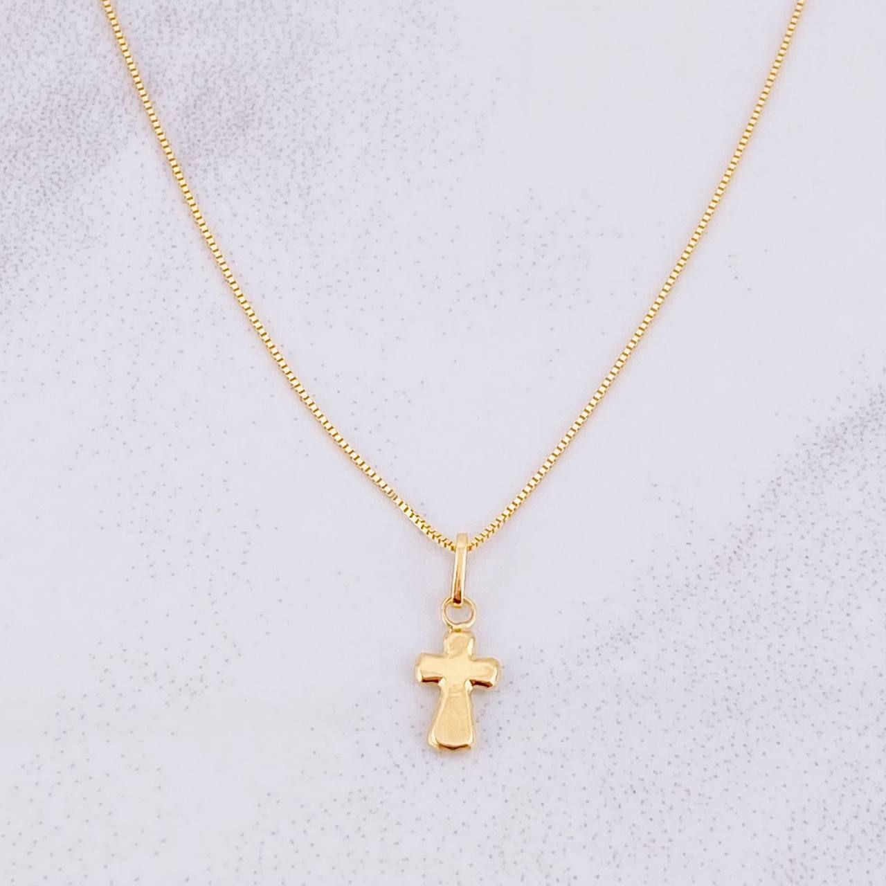 Set Cadena Veneciana + Dije Cruz Puntas Curvas / 1.3g / 18 in Oro Amarillo 18K
