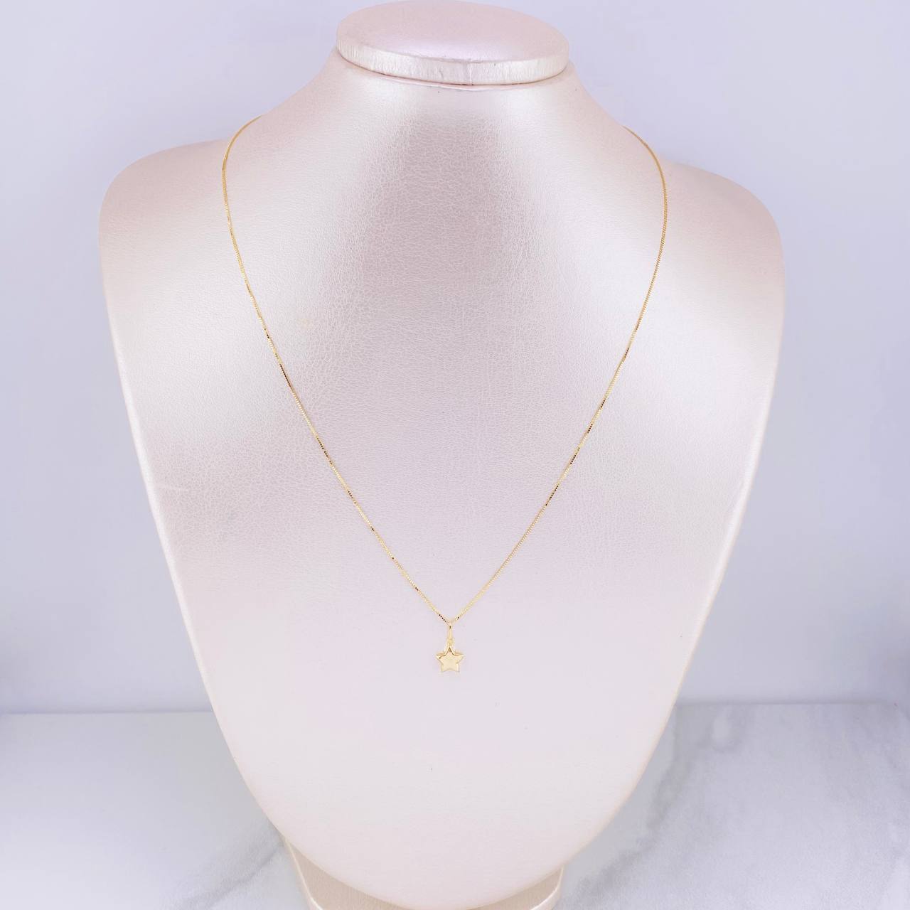 Venetian Chain Set + Star Pendant / 1.4g / 18 in Yellow Gold 18K