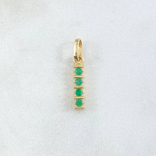 Dije Carril Recto 1.2gr / 2.1cm / Esmeraldas 13pts Oro Amarillo 18K (Joya) ©