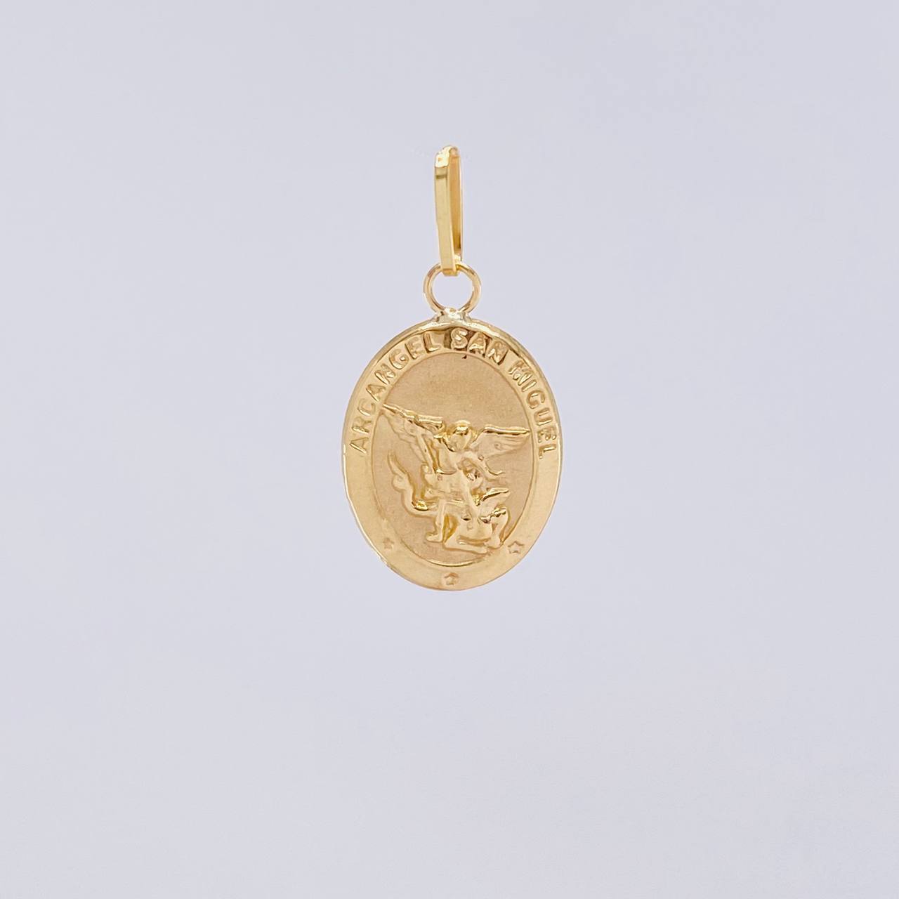 Pendant Saint Michael Archangel Matte 0.85g / 1 in Yellow Gold 18K