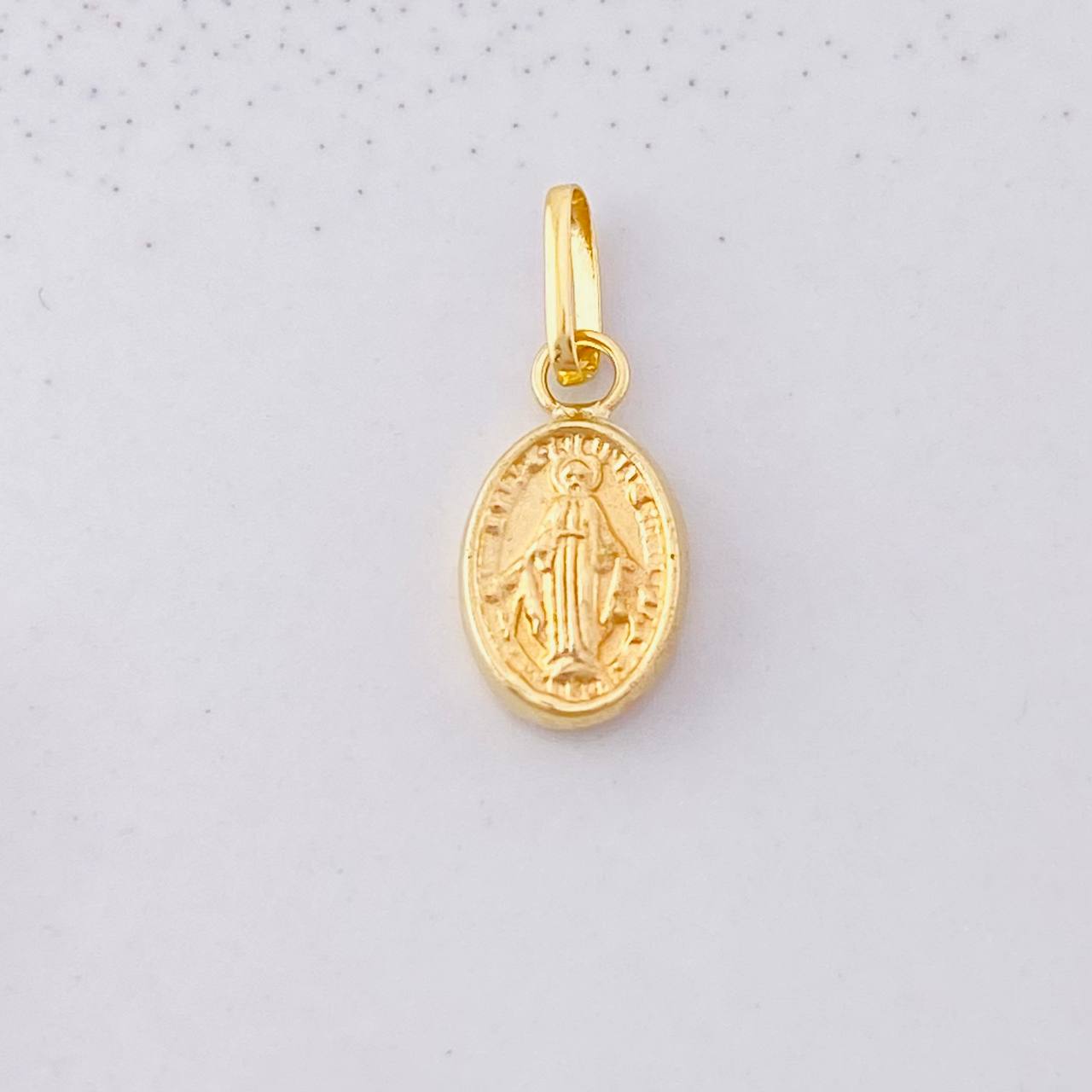 Dije Virgen Milagrosa 0.3g / 1/2 in Oro Amarillo 18K