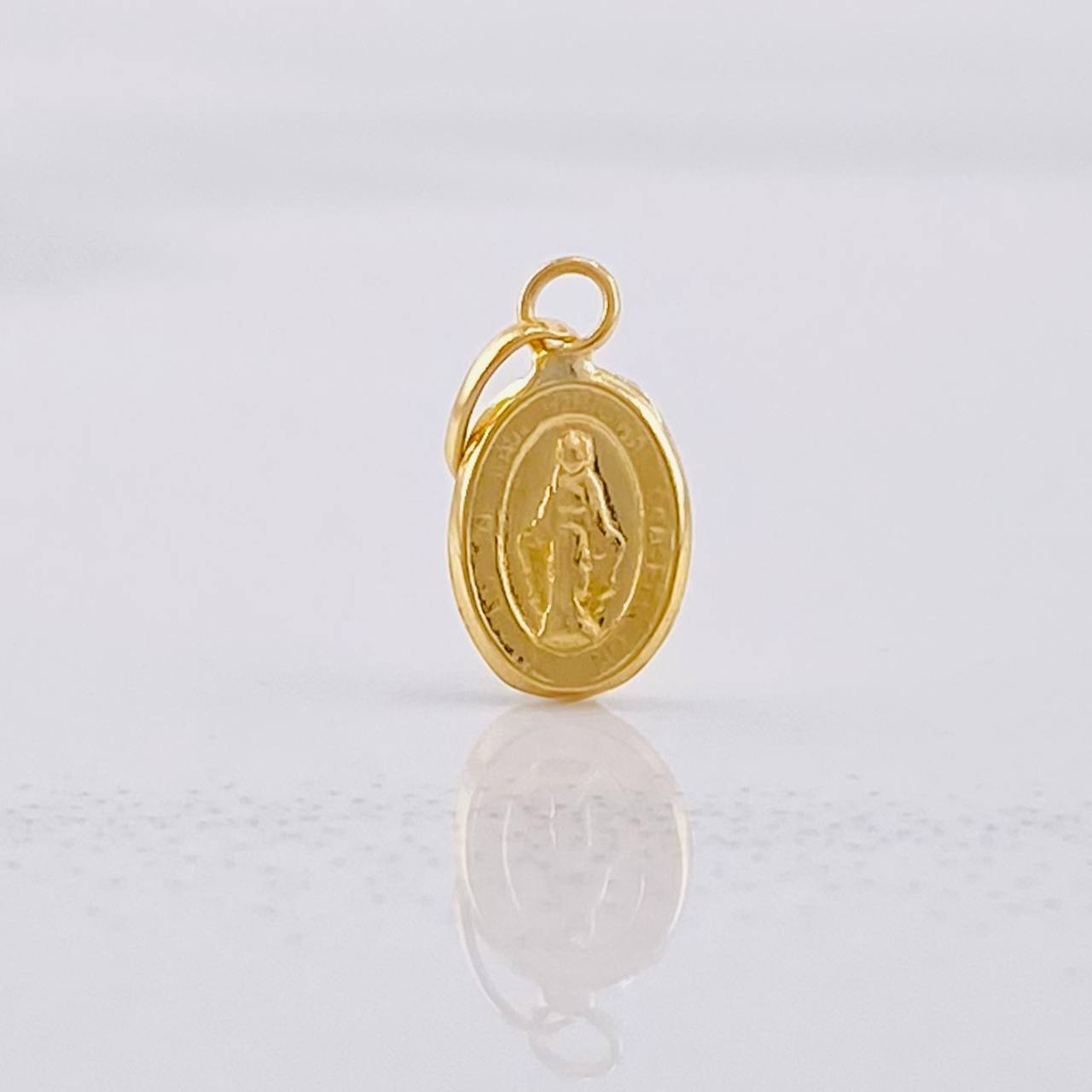 Pendant Miraculous Virgin 0.2g / 1/2 in Yellow Gold 18K