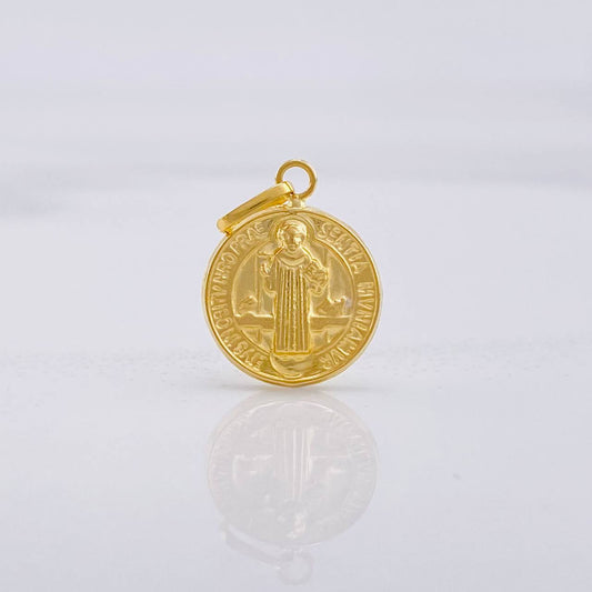 San Benito Pendant 0.75g / 3/4 in 18K Yellow Gold