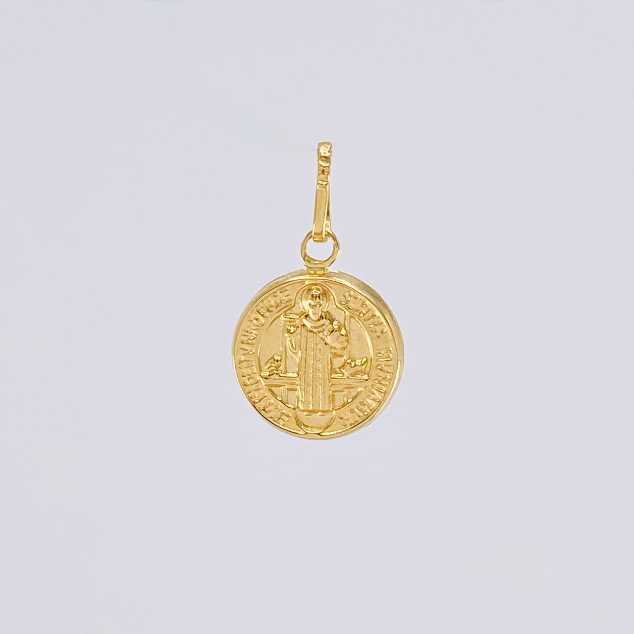 Pendant Saint Benedict 0.5g / 3/4 in Yellow Gold 18K