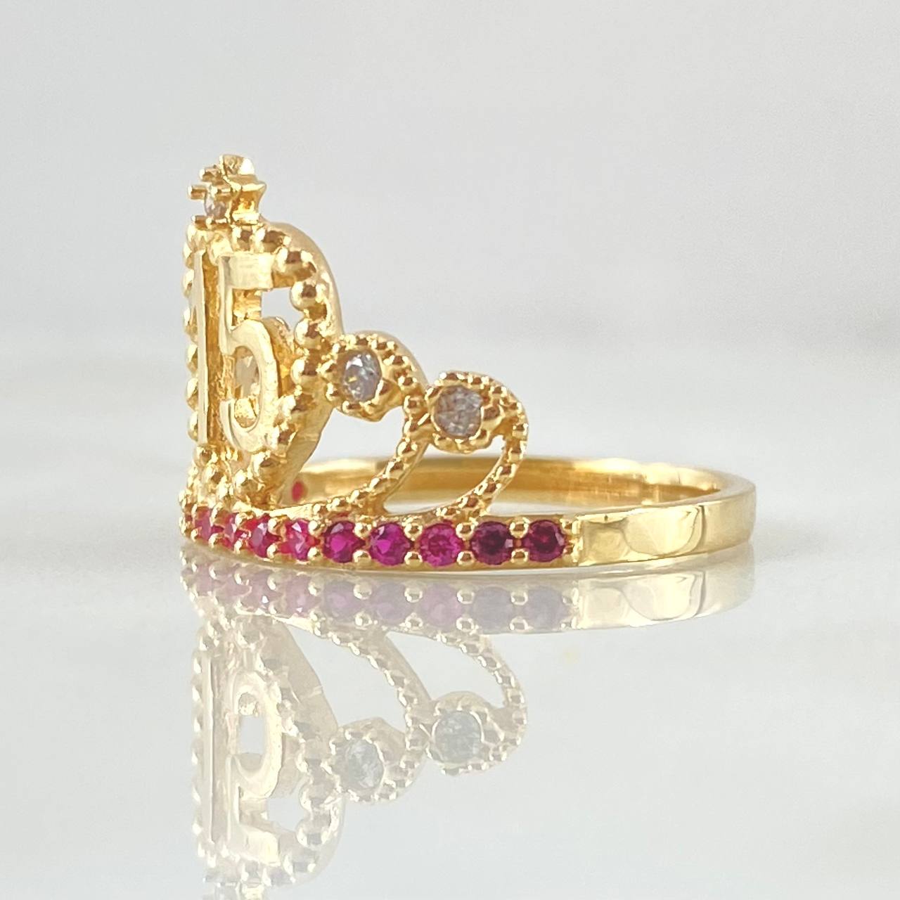 Ring 15s Starred Crown 2.85gr / Size 5 / 18K Gold *