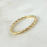 Braided Ring 1.2gr / Size 7 / 18K Gold *