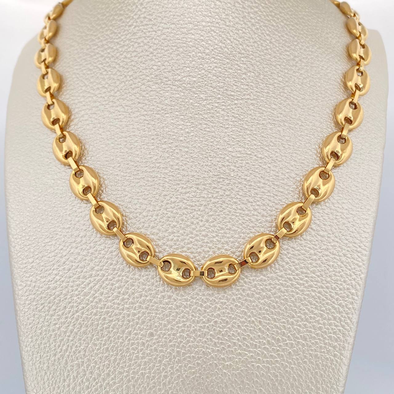 Cadena GC 25.45gr / 26 1/2 in / Oro Amarillo 18K $