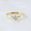 Anillo Solitario Cuatro Garras 1.4gr / T7 3/4 / Oro Amarillo 18K *