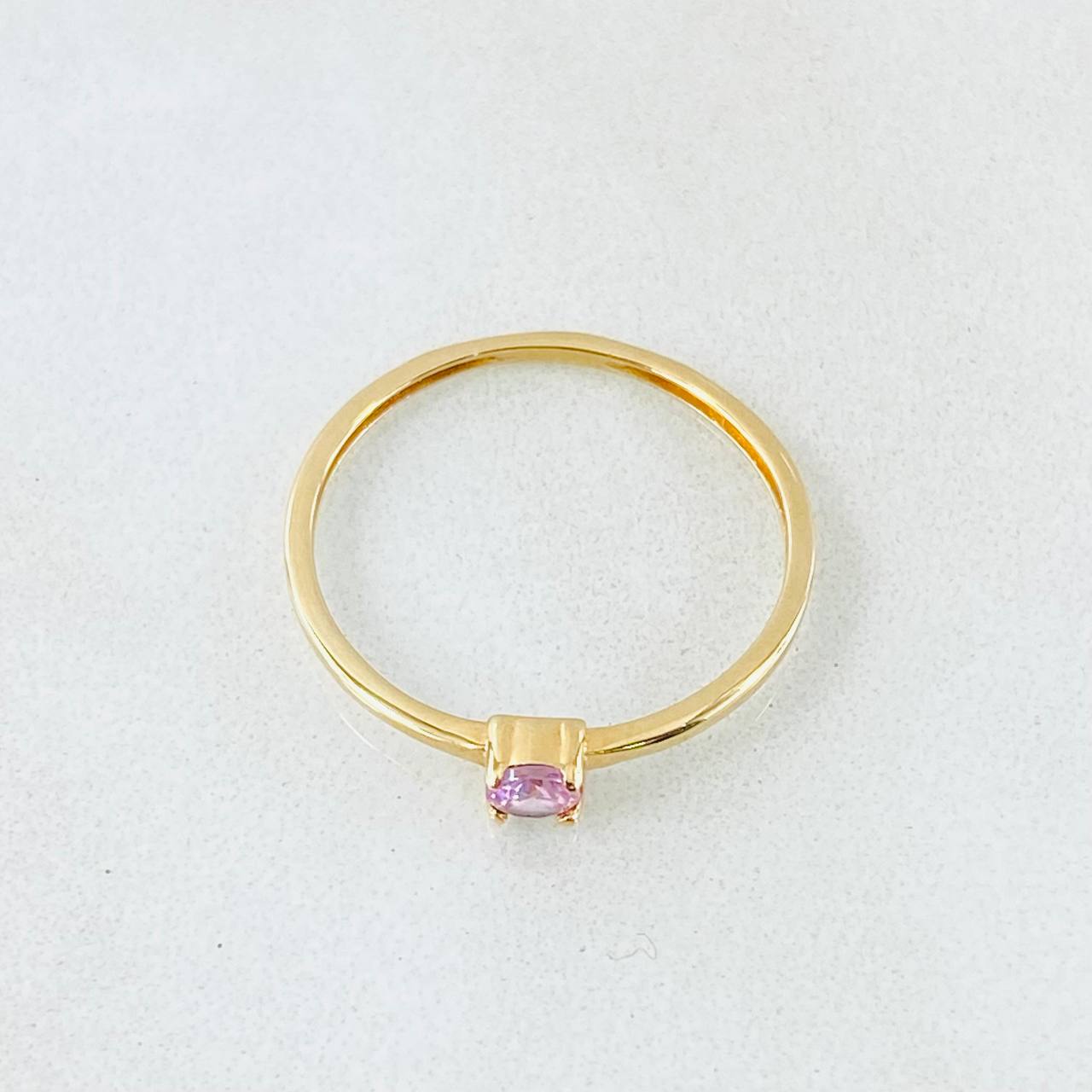 Anillo Solitario 0.75gr / T7 3/4 / Oro Amarillo 18K ©