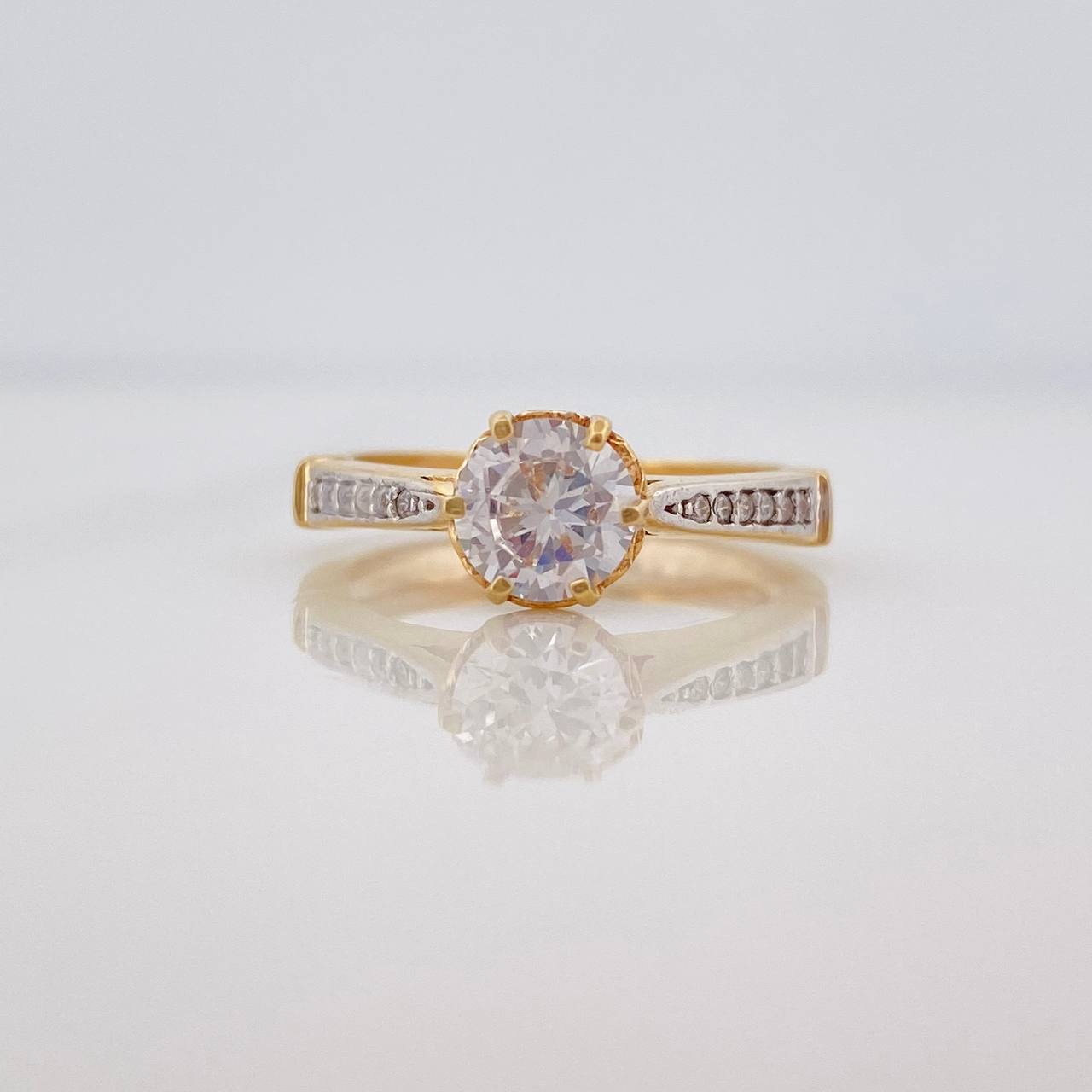 Anillo Solitario Puente 3.5g / T6 Dos Oros Amarillo Blanco 18K