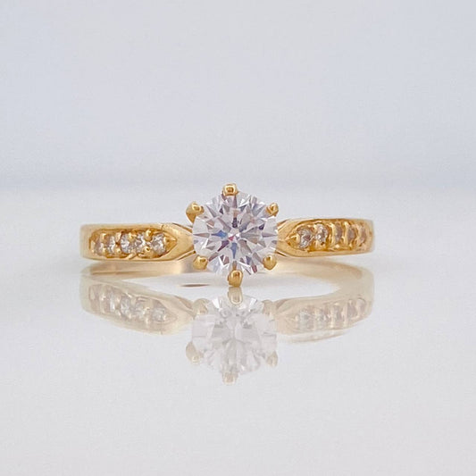 Solitaire Churumbela Ring 1.95g / Size 6 3/4 Yellow Gold 18K