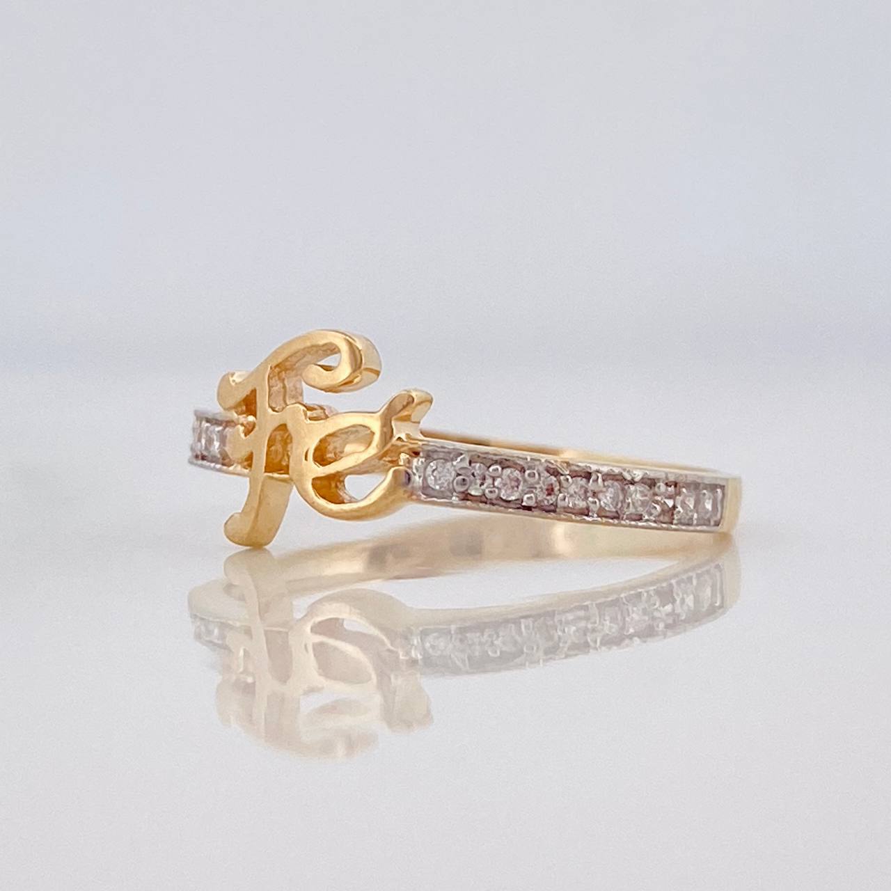 Anillo Fe 1.6g / T6 1/4 Dos Oros Amarillo Blanco 18K