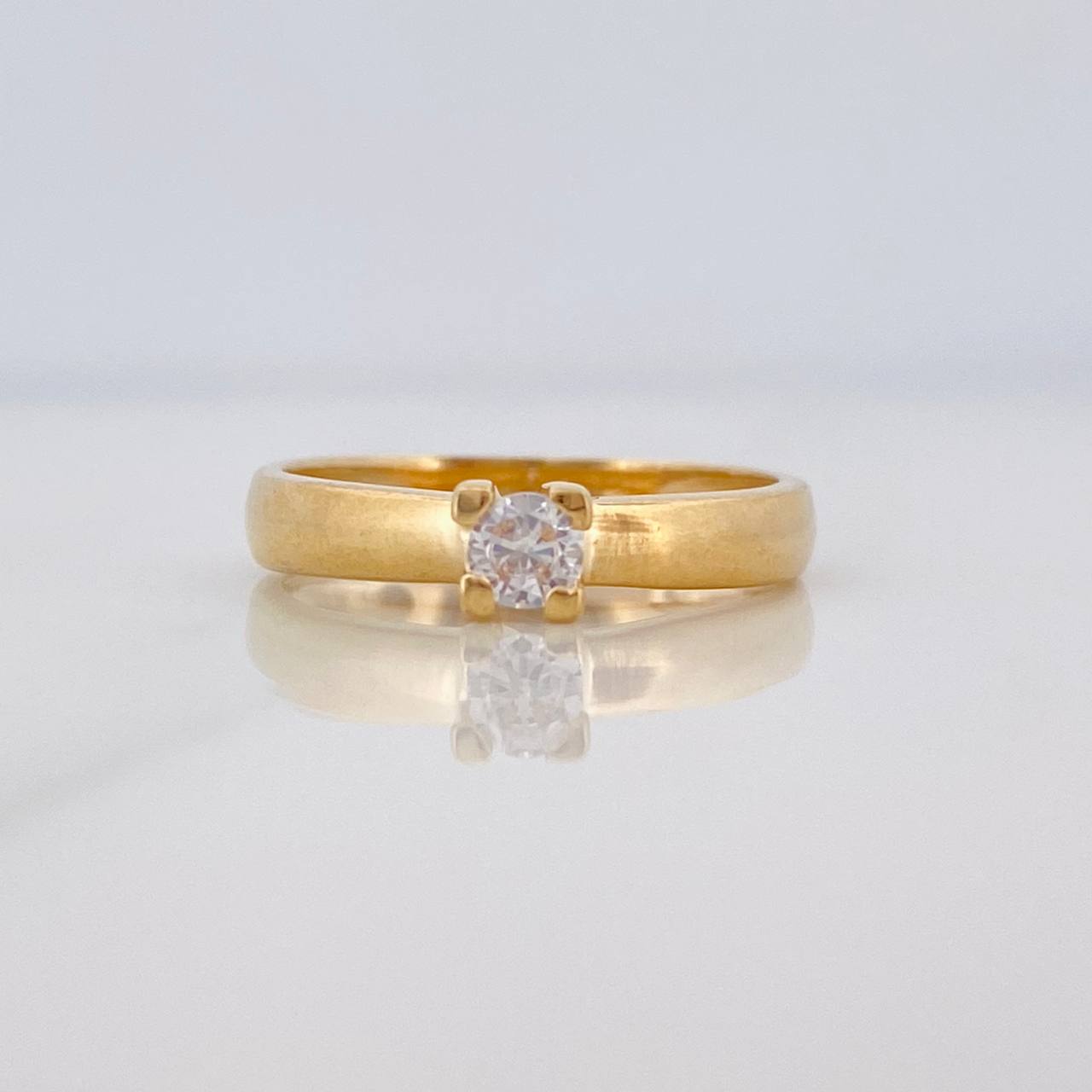 Anillo Solitario 2.3g / T5 3/4 Oro Amarillo 18K