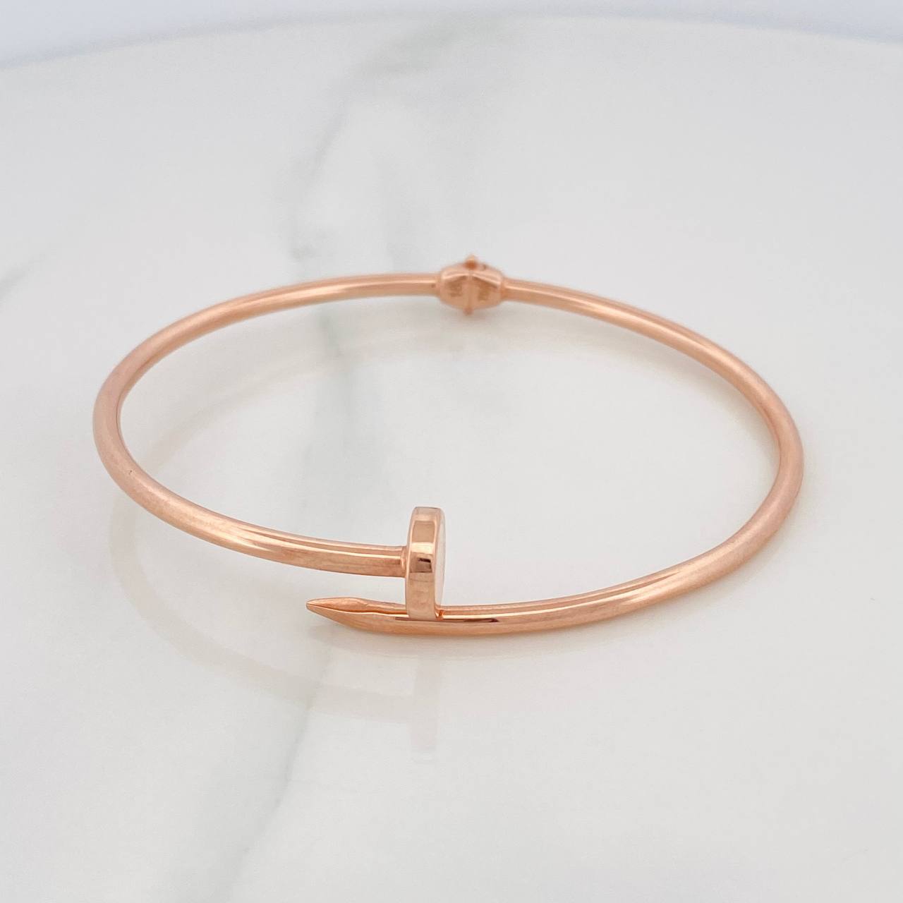 Bracelet Nail Hoop 6.7g / 7 1/2 in / 2.45mm Rose Gold 18K