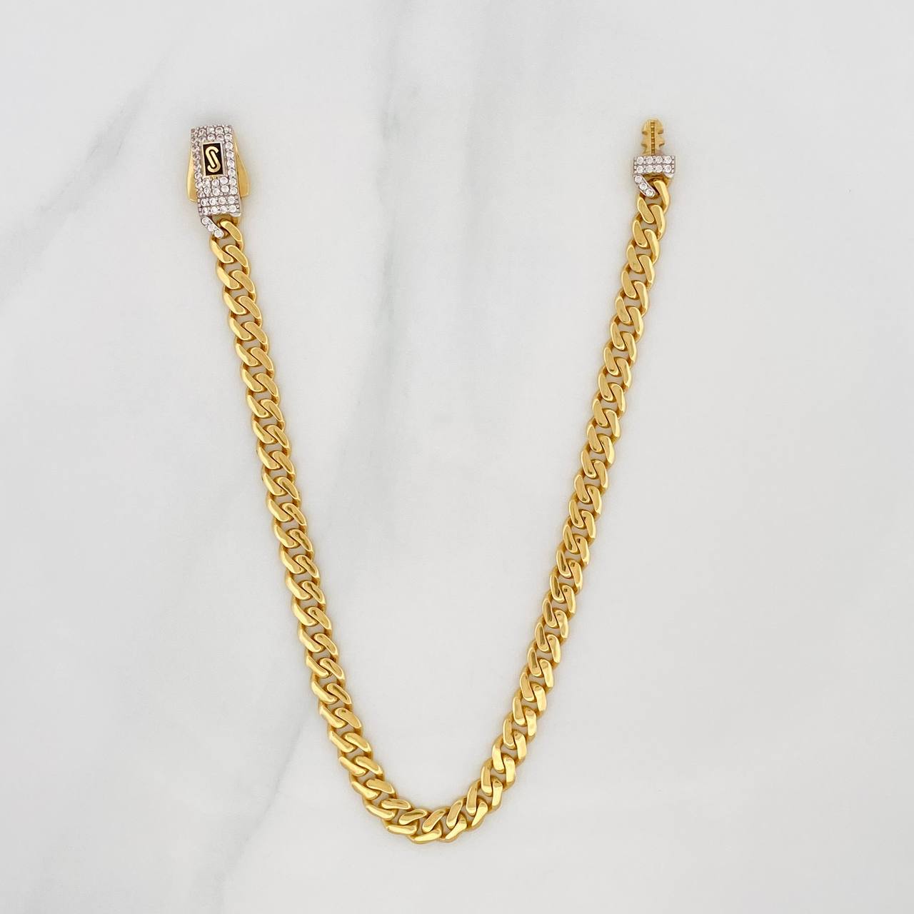 Bracelet Cubana Infinito 5.95g / 7 3/4 in / 4.72mm Two 18K Golds