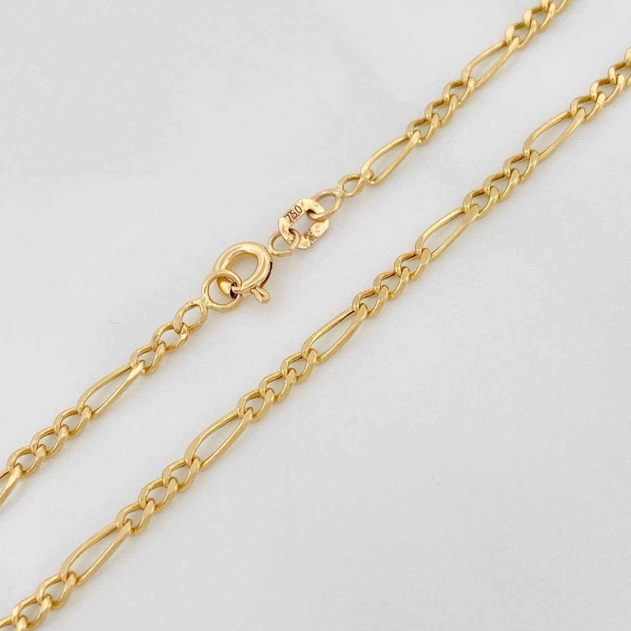 Figaro Bracelet 1.15g / 7 in / 2.24mm Yellow Gold 18K