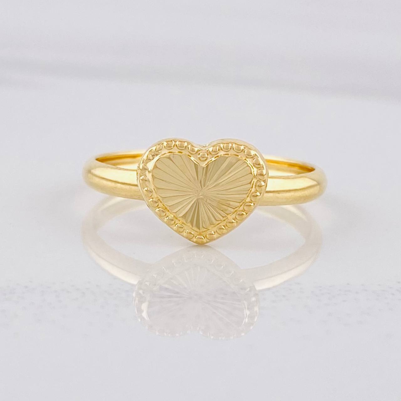 Anillo Corazón Diamantado 0.95g / T7 1/4 Oro Amarillo 18K