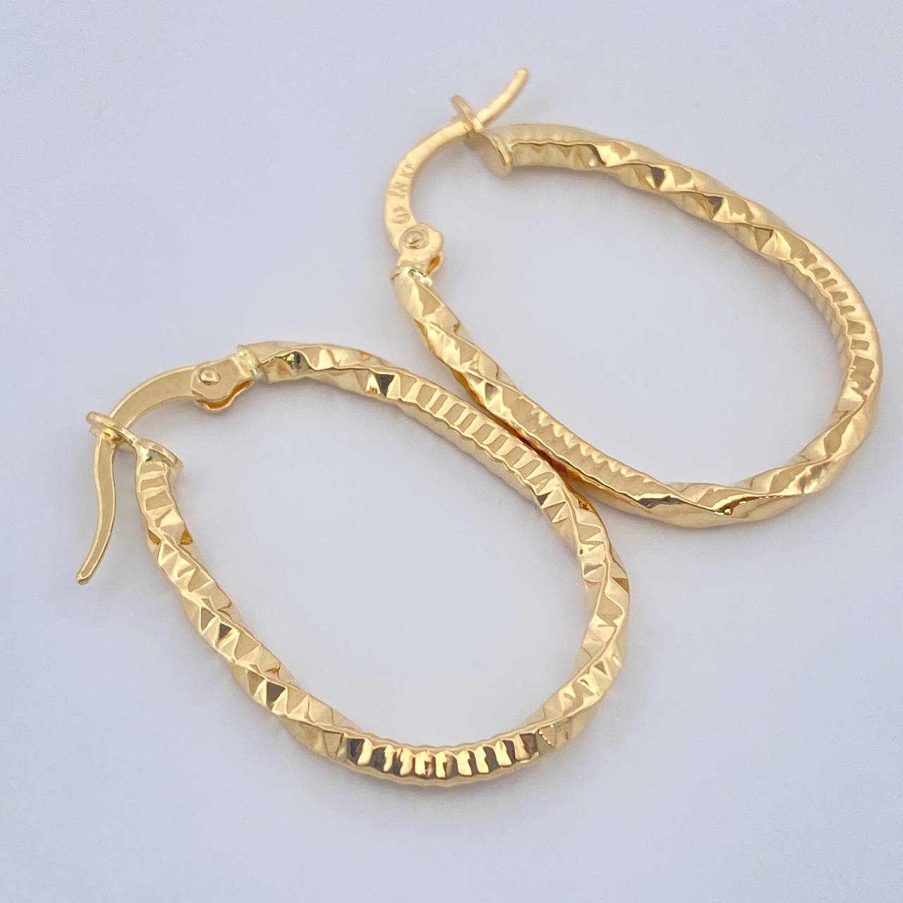 Candongas Dyla 1.5gr / 3/4 in / Oro Amarillo 18K $
