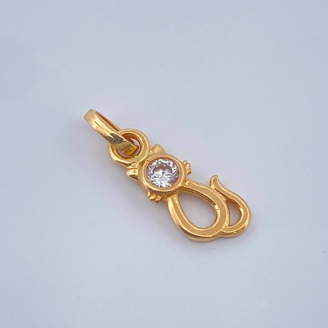 Dije Gato 0.7gr / 3/4 in / Oro Amarillo 18K &