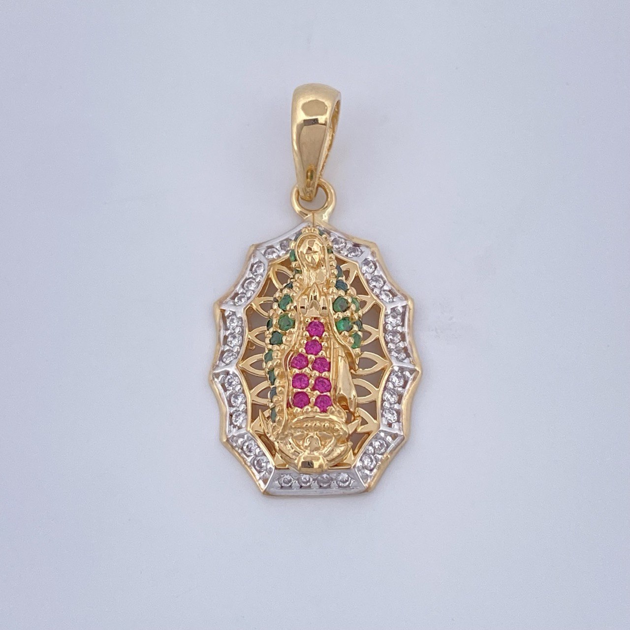 Dije Virgen de Guadalupe 2.8gr / 1 in / Dos Oros Amarillo Blanco 18K &
