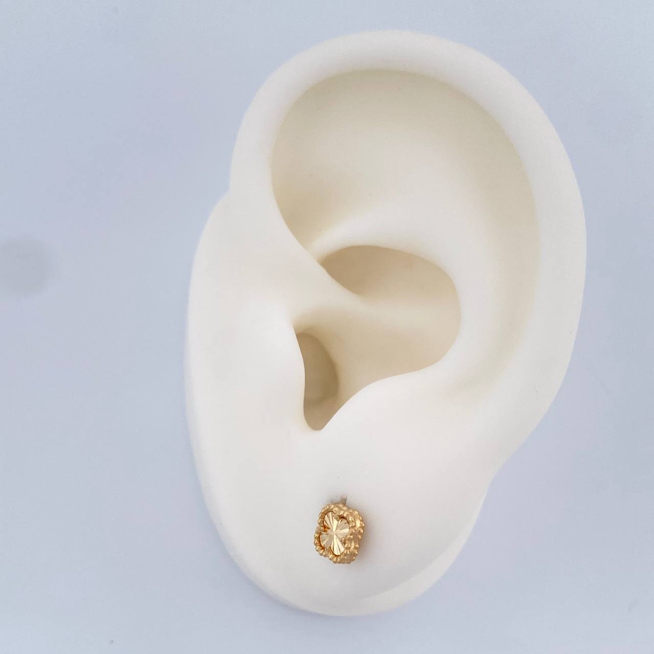 Clover Stud Earrings 1.1gr / 18K Yellow Gold &