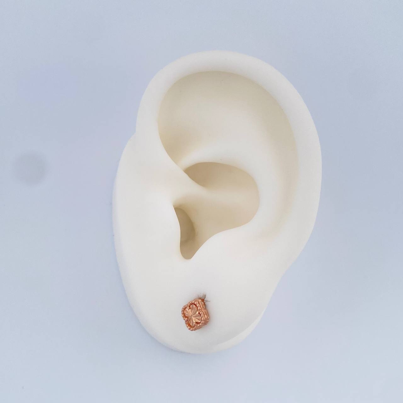 Clover Stud Earrings 1.15gr / 18K Rose Gold &
