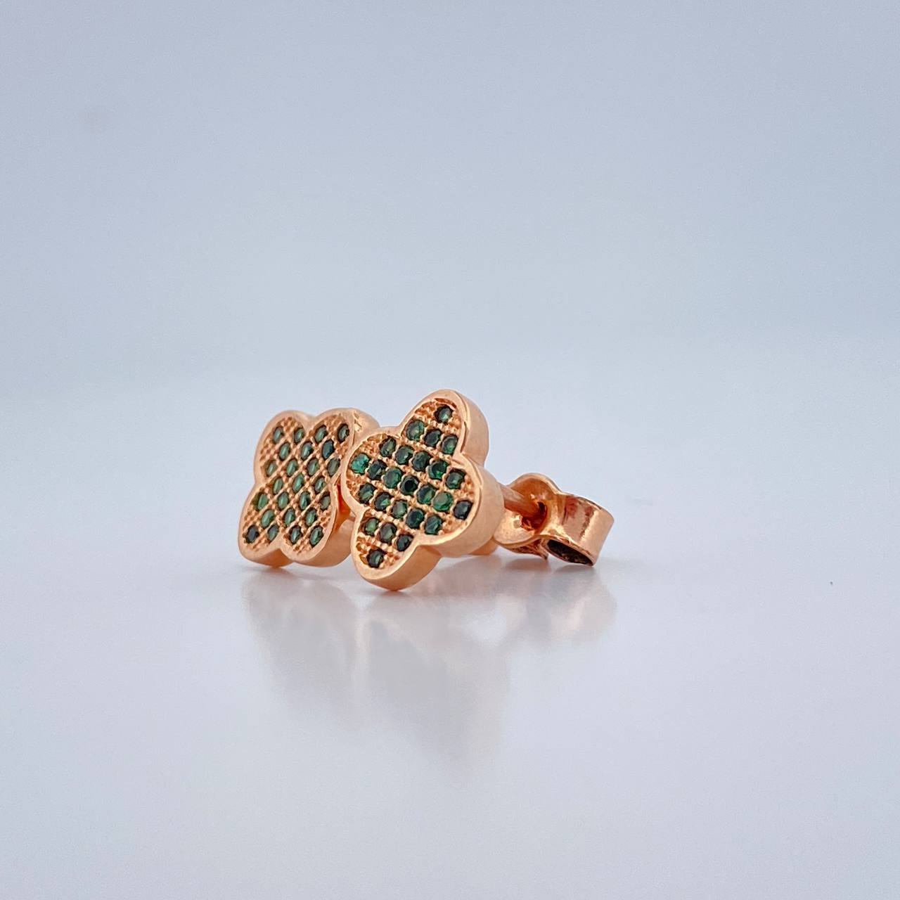 Clover Stud Earrings 2.1gr / 18K Rose Gold &