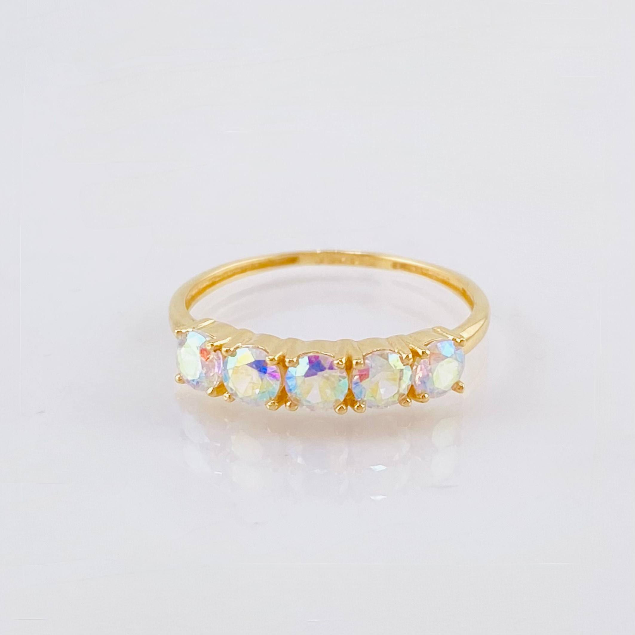 Anillo Cristal de Luna 2.1gr / T6 1/4 / Oro Amarillo 18K ©